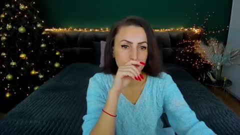 Snapshot of rebecca_diamonds chatting on January 4, 6:52 am rebecca_diamonds online show from January 4, 6:52 am