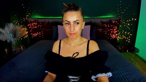 Snapshot of rebecca_diamonds chatting on September 23, 6:22 am rebecca_diamonds online show from September 23, 6:22 am