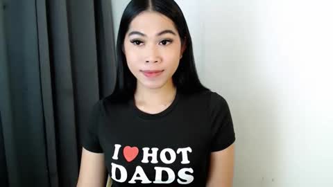 its me asian rebecca online show from January 31, 7:11 pm