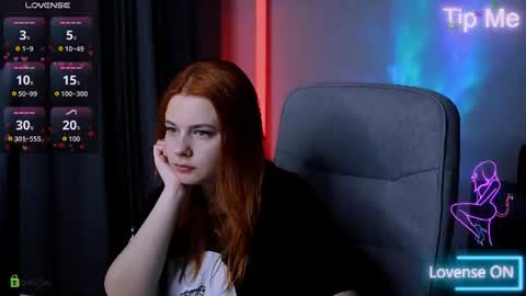 red__dizzy online show from June 16, 1:06 am