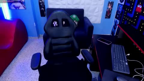 RED  Schedule 1500 - 2100 gtm-5 online show from March 19, 10:03 pm