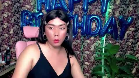 Wolf Girl online show from December 23, 2:04 am