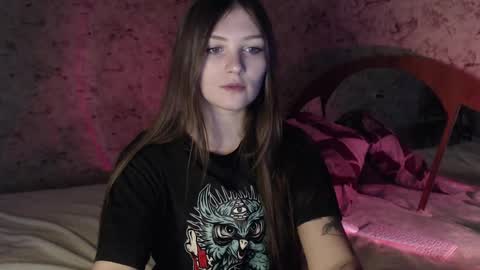 Snapshot of redmoonhead chatting on March 5, 2:12 pm Ana online show from March 5, 2:12 pm