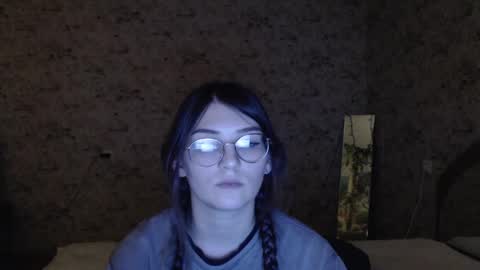 Snapshot of redmoonhead chatting on February 22, 3:21 pm Ana online show from February 22, 3:21 pm