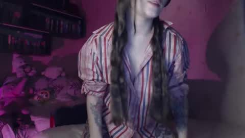 Snapshot of redmoonhead chatting on January 23, 2:17 pm Ana online show from January 23, 2:17 pm