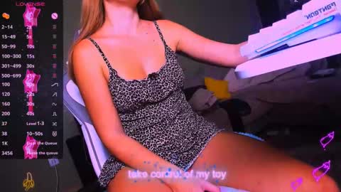 reggieMeow online show from February 28, 11:14 am