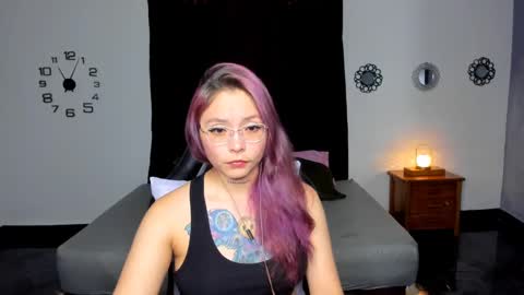 Snapshot of rei_jey chatting on October 14, 4:04 am Reid Green online show from October 14, 4:04 am