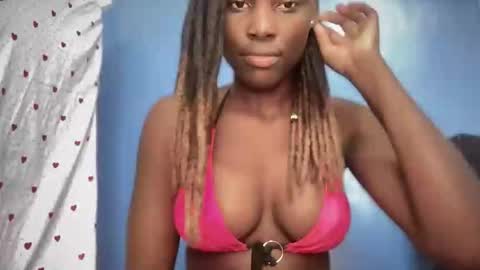 reina77xo online show from February 2, 12:59 pm