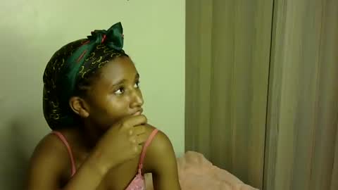 Snapshot of rellings_maya chatting on January 13, 5:12 pm rellings-maya online show from January 13, 5:12 pm