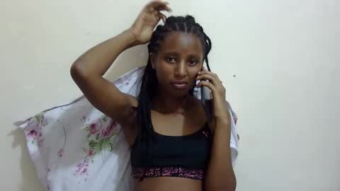 Snapshot of rellings_maya chatting on December 28, 11:19 am rellings-maya online show from December 28, 11:19 am