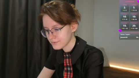 Claire online show from June 7, 6:48 pm
