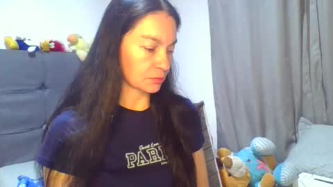 renata_hot1 online show from May 3, 1:20 am