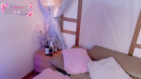 renataleclair online show from July 8, 5:37 pm