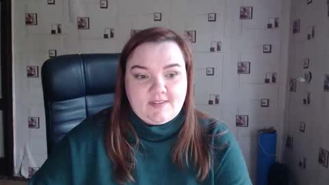 renataoia online show from April 25, 2:47 pm