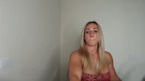 ReniGendur online show from September 26, 1:09 pm