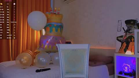 renochka online show from February 24, 7:29 am