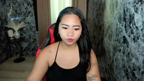 rhea online show from August 4, 1:33 am