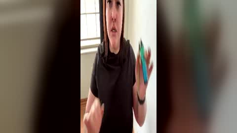 riah_babbie online show from June 30, 12:15 pm