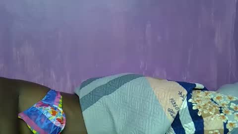 Snapshot of riana_sha chatting on March 12, 11:33 pm riana_sha online show from March 12, 11:33 pm