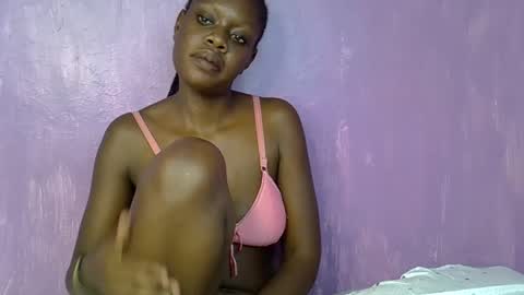 Snapshot of riana_sha chatting on March 3, 4:32 pm riana_sha online show from March 3, 4:32 pm