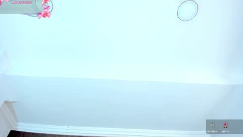 Riana online show from September 8, 4:39 pm