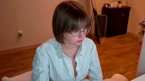 Luna online show from July 7, 6:43 pm