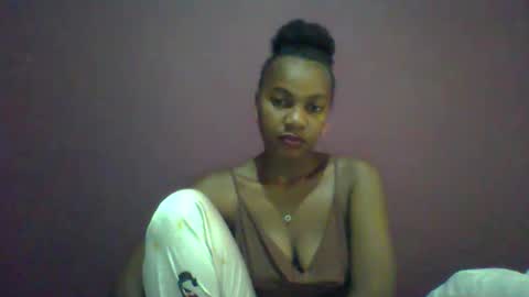 ricie001 online show from February 24, 6:45 am