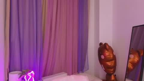 Rina online show from July 23, 8:50 pm
