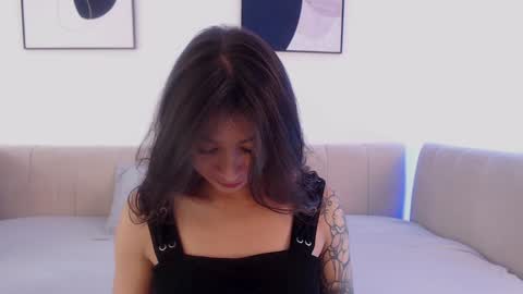 Snapshot of riley_bensongh chatting on February 7, 8:10 pm Riley online show from February 7, 8:10 pm