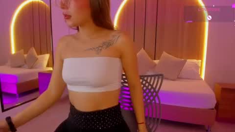 Riley Sierra online show from June 29, 1:00 pm