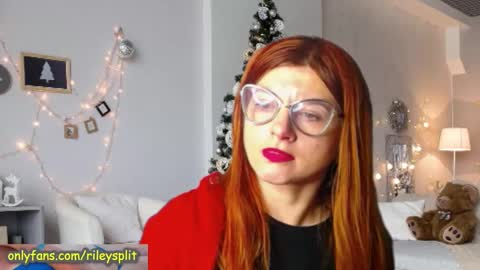 RileyComely online show from January 4, 10:02 pm