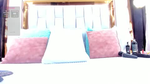 Snapshot of rileysweett chatting on October 10, 11:48 am Riley online show from October 10, 11:48 am