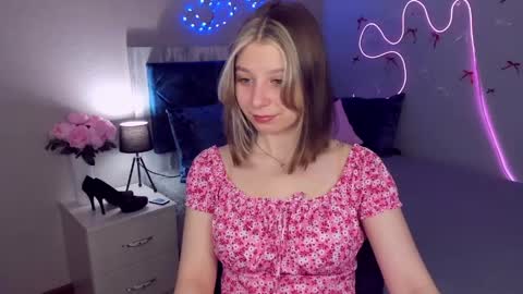 rinacake online show from May 23, 9:51 am