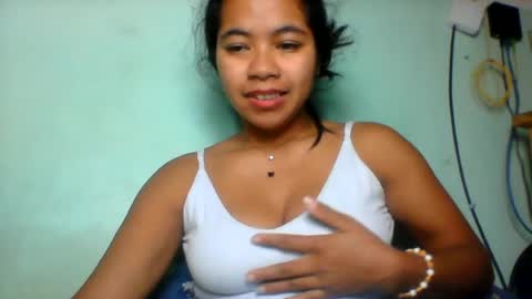 rinah856024 online show from July 2, 4:40 am
