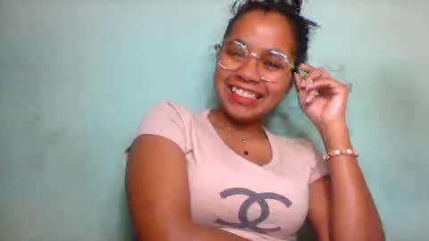 rinah856024 online show from July 28, 4:39 pm