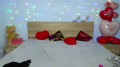 Snapshot of ritakiskis chatting on March 6, 6:26 pm ritakiskis online show from March 6, 6:26 pm
