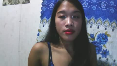 Snapshot of riyu77 chatting on September 9, 2:39 pm riyu77 online show from September 9, 2:39 pm