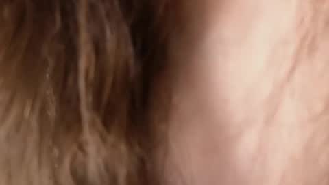 Robin online show from September 15, 9:11 pm