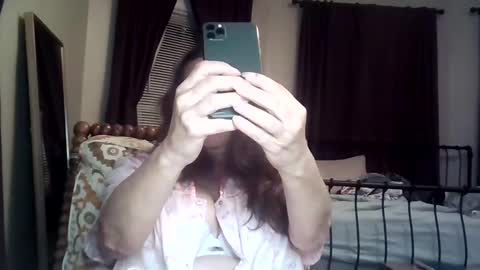 Rosie Rios online show from June 5, 1:53 am