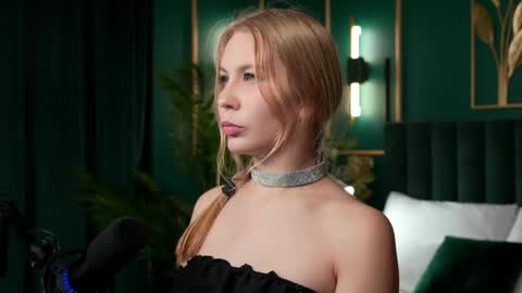 Delicate flower Rose online show from December 2, 5:48 pm