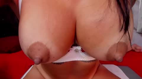 ROSALIA insta rosalia 10hoot online show from July 28, 8:52 pm