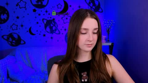Black Swan online show from May 26, 7:13 pm