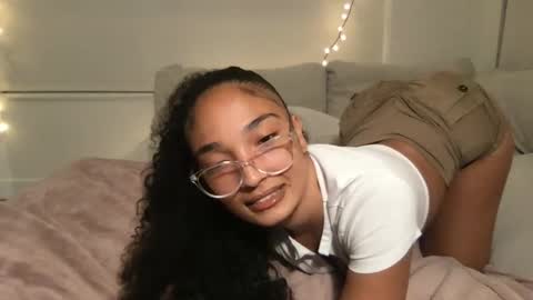 Snapshot of rosalinatoosexy chatting on September 11, 4:46 am Rosalina online show from September 11, 4:46 am