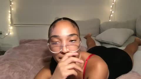 Snapshot of rosalinatoosexy chatting on September 21, 4:44 am Rosalina online show from September 21, 4:44 am