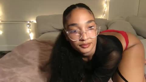 Snapshot of rosalinatoosexy chatting on October 19, 4:36 am Rosalina online show from October 19, 4:36 am