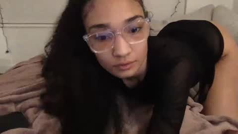 Snapshot of rosalinatoosexy chatting on February 9, 5:29 am Rosalina online show from February 9, 5:29 am