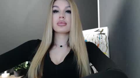 Rosalina online show from February 21, 1:45 pm