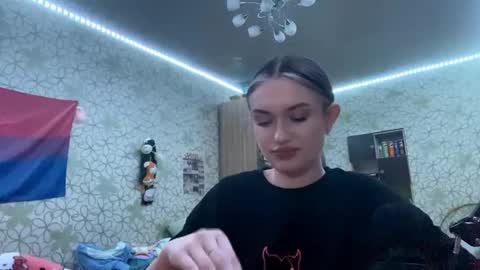 Megan online show from March 18, 11:26 am