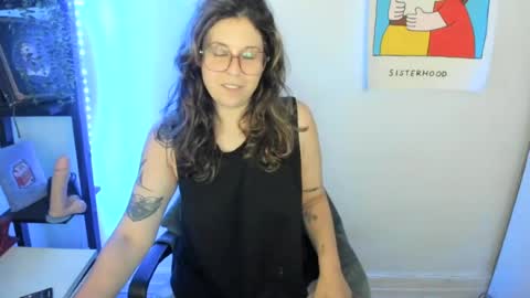 rose257044 online show from June 27, 1:28 pm