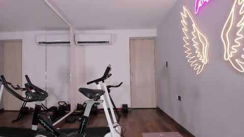 Rose allure online show from February 22, 11:55 am